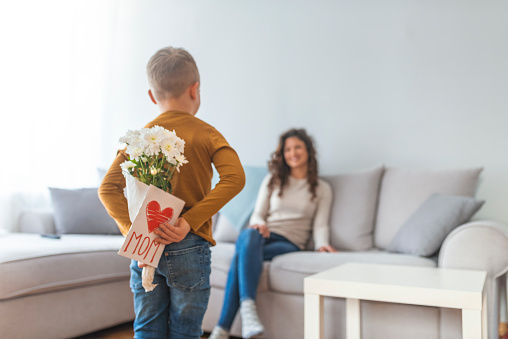 Supermom In Training: A cheat sheet for dads on Mother's Day